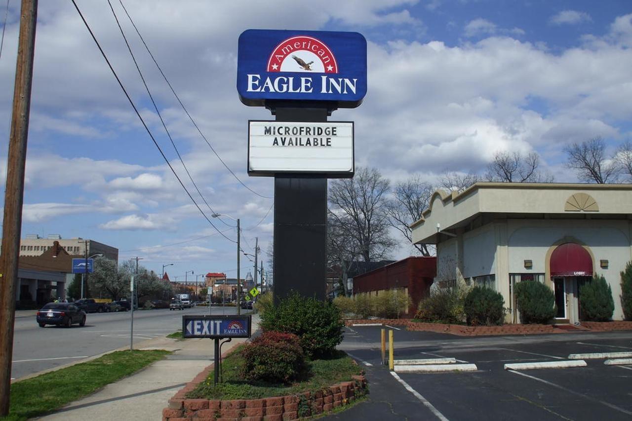 American Eagle Inn เฟย์เอตต์วิลล์ ภายนอก รูปภาพ