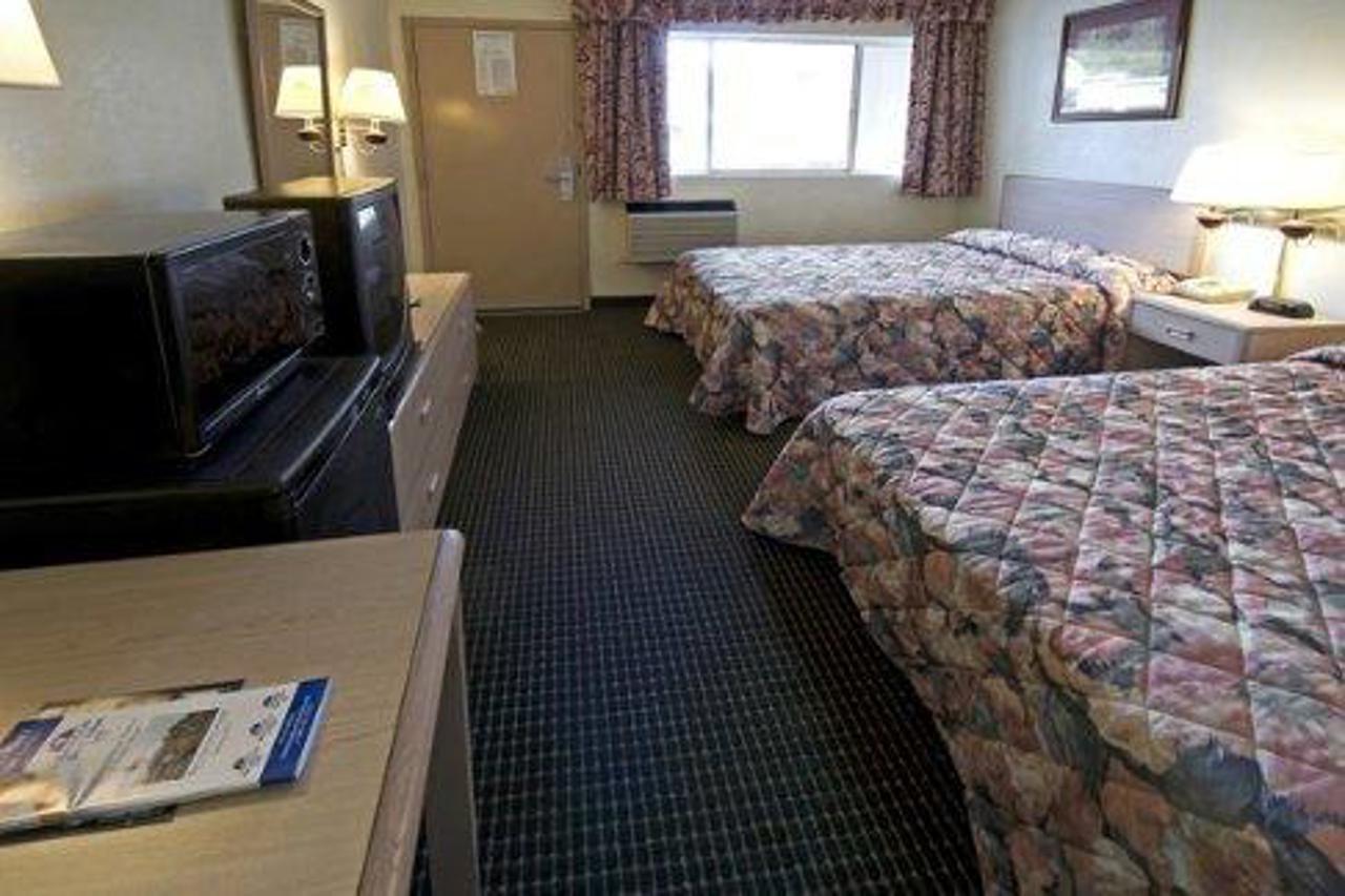 American Eagle Inn เฟย์เอตต์วิลล์ ภายนอก รูปภาพ